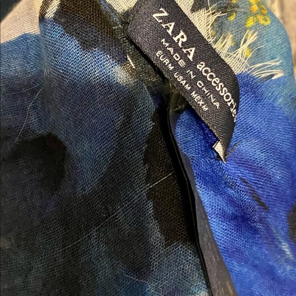 Zara Blue Floral Scarf - Picture 2 of 3